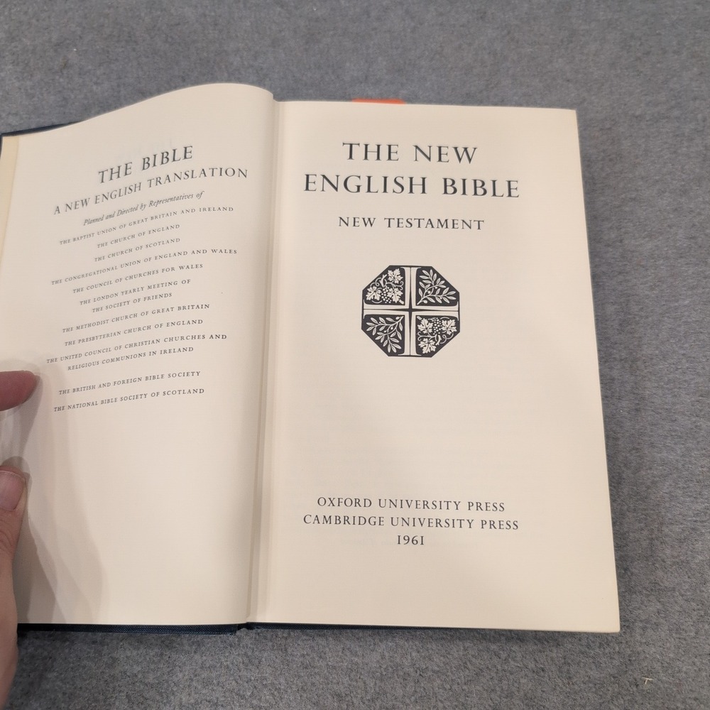 The New English Bible New Testament 1961 Hardcover Oxford Cambridge Univ Press - Picture 4 of 6